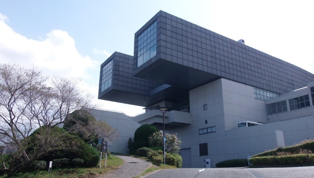 北九州市立美術館